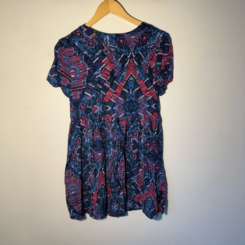 🌺🌸 Women’s UO Pleated Tribal ButtonUp Mini Dress - Picture 3 of 12
